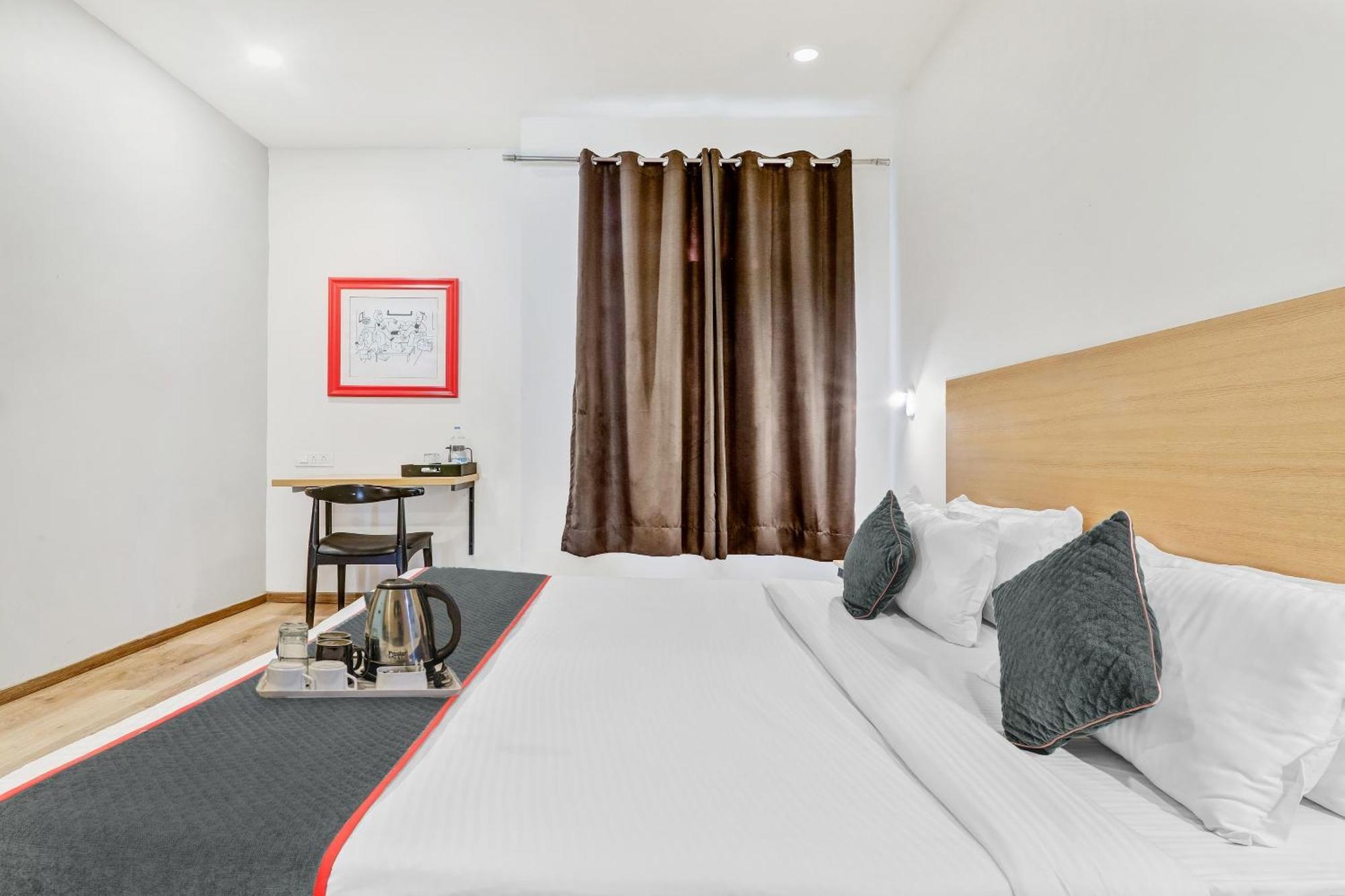 Super Townhouse 139 Ashiyana Smriti Upvan Near Emerald Mall Lucknow Bijnaur Eksteriør bilde