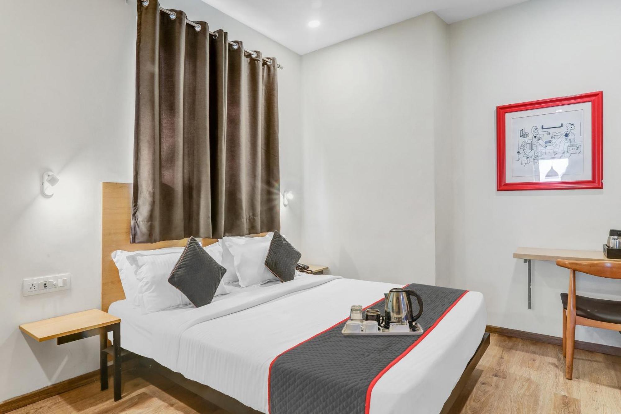 Super Townhouse 139 Ashiyana Smriti Upvan Near Emerald Mall Lucknow Bijnaur Eksteriør bilde