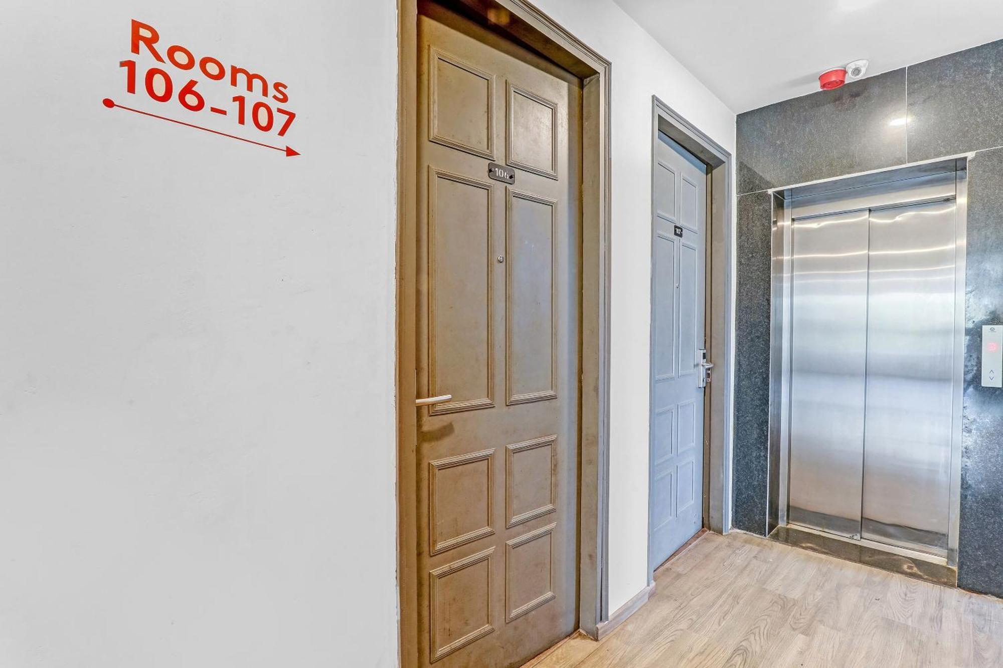 Super Townhouse 139 Ashiyana Smriti Upvan Near Emerald Mall Lucknow Bijnaur Eksteriør bilde